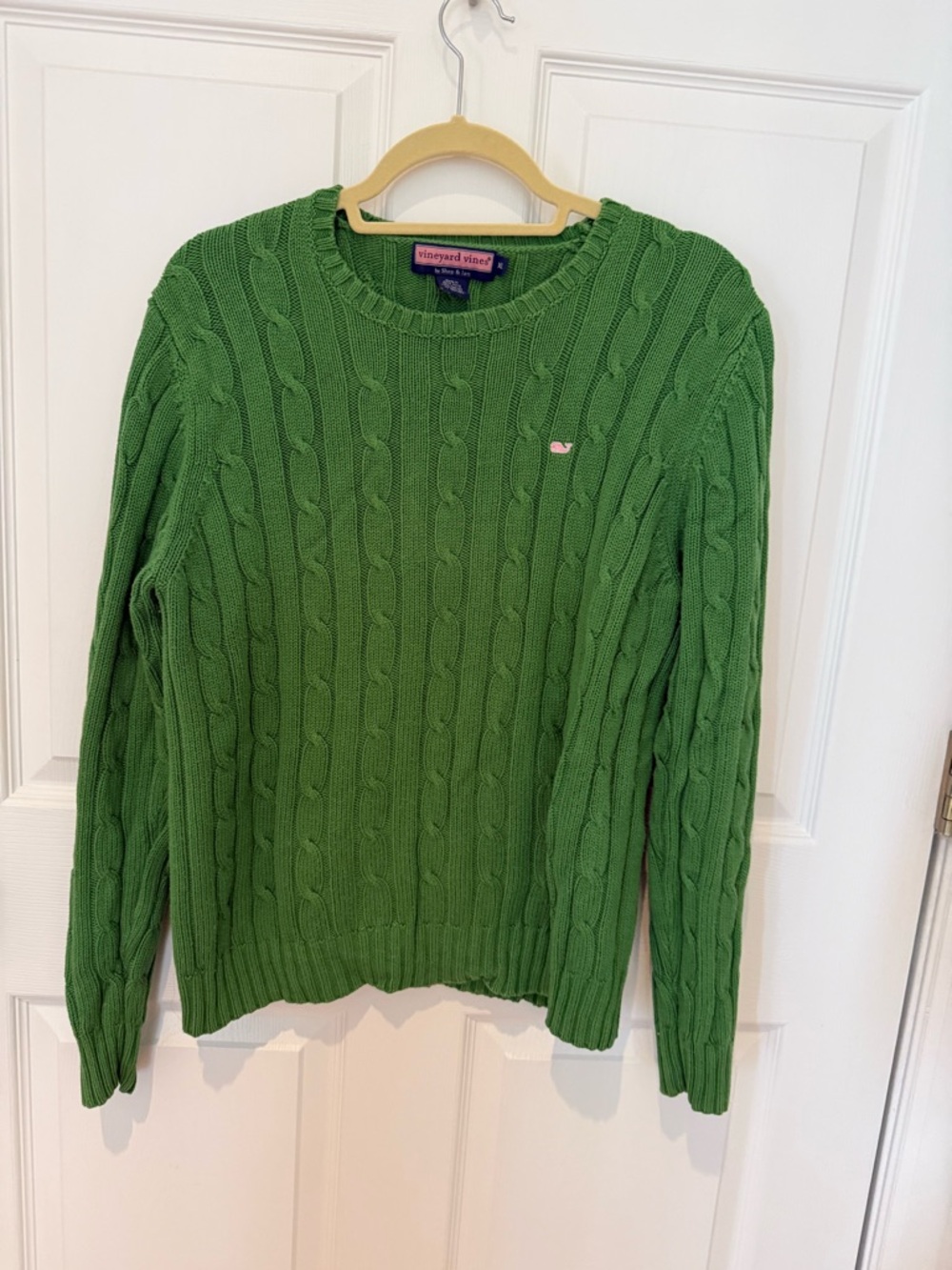Vineyard Vines Women’s Cable Knit Sweater - Green. XL